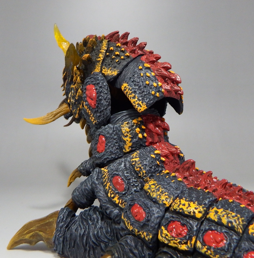S.H.モンスターアーツ「モスラ幼虫&バトラ幼虫セット」 : 空想 S.H.モンスターアーツ「モスラ幼虫&バトラ幼虫セット」 : 空想
