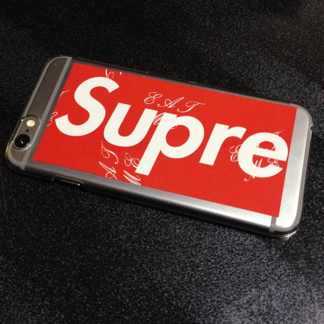 Supreme シュプリーム のiphoneケースを100均のケースとステッカーで自作した Gear