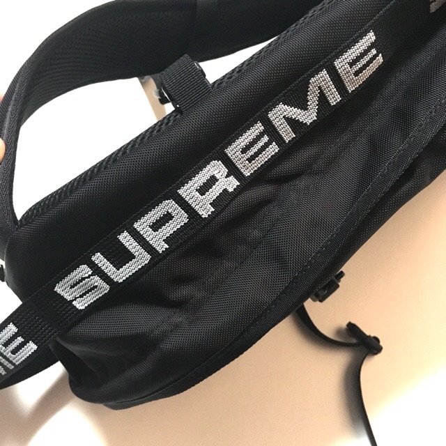 Supreme 18SS バックパックレビュー｜シュプリーム・リュック・ロゴ : KURO