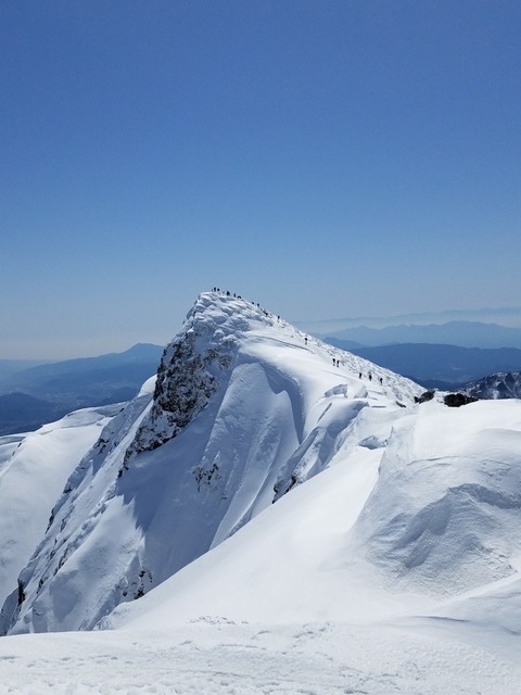 line_1227421129455731