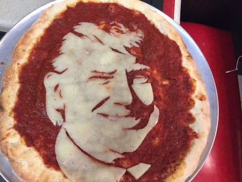 trump-pizza-2-5734c8d23df78c6bb0ed7c3c
