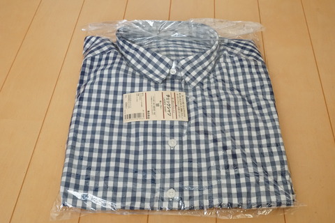 MUJIブルーチェックシャツ1