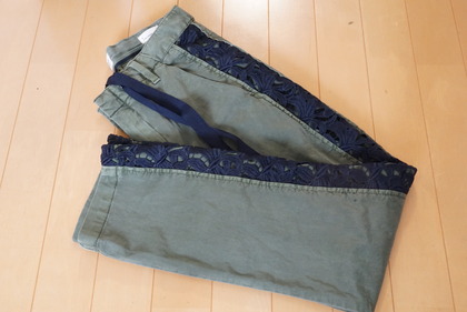 GAP カーキパンツ (1)
