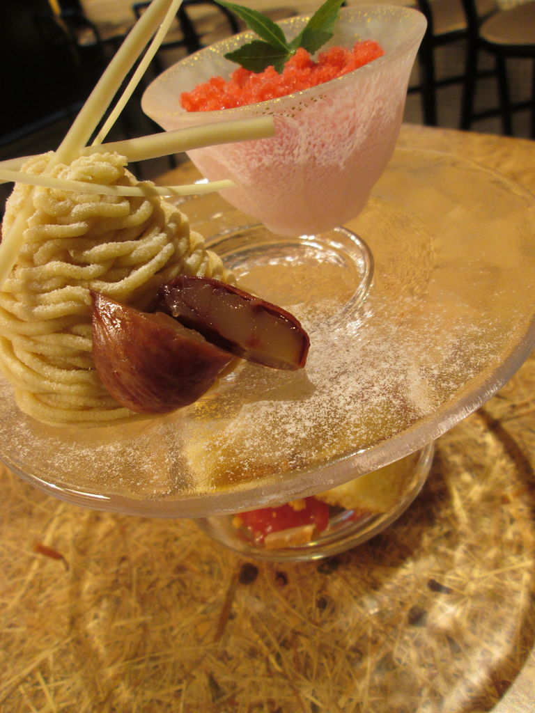 チョコレートとパフェ フロランタン 4年前の訪問を覚えてくださっていました Yuki の Sweets Diary