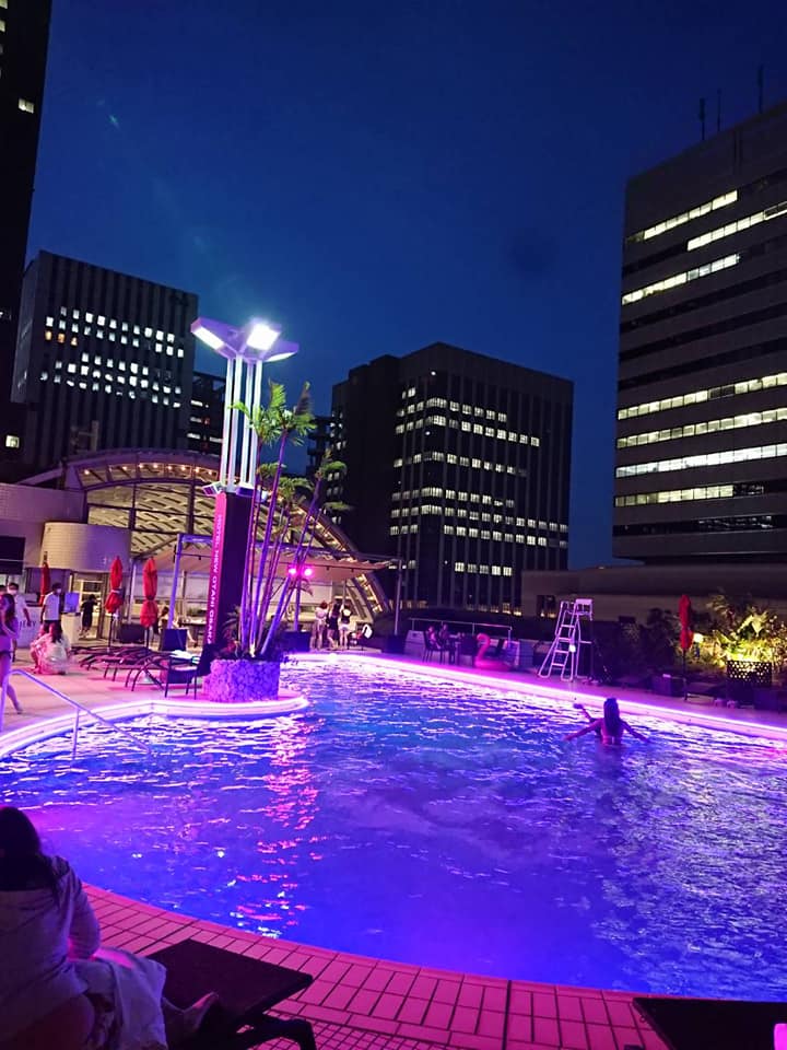 ホテルニューオータニ大阪のナイトプール The Water Terrace Yuki の Sweets Diary ホテルニューオータニ大阪のナイトプール The Water Terrace Yuki の Sweets Diary
