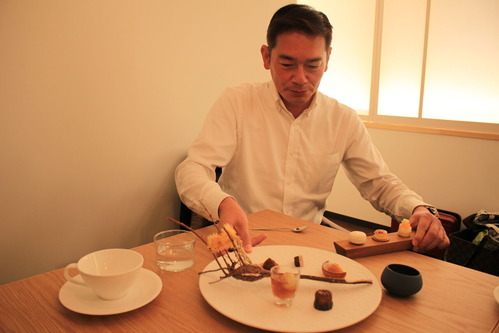 �������ĥ����� (28)