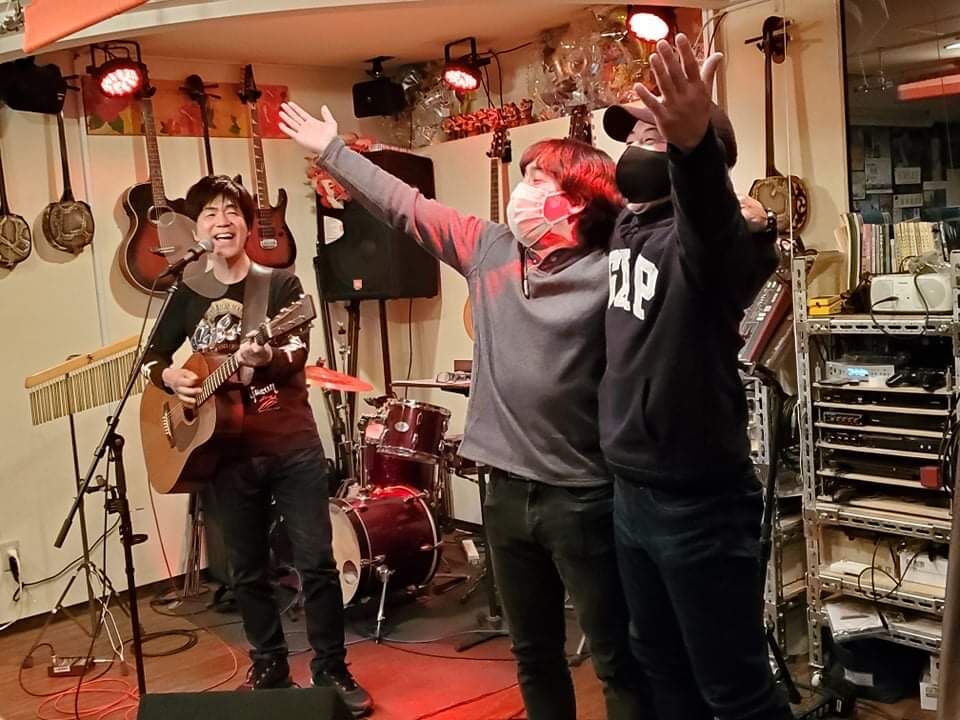 B16F06D0-520C-423B-BD19-5B562BFE5ED3