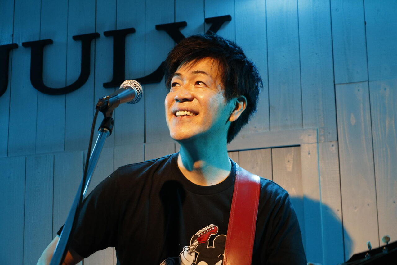 4A8DC822-A617-45E8-992A-D02C0C0FDAD9