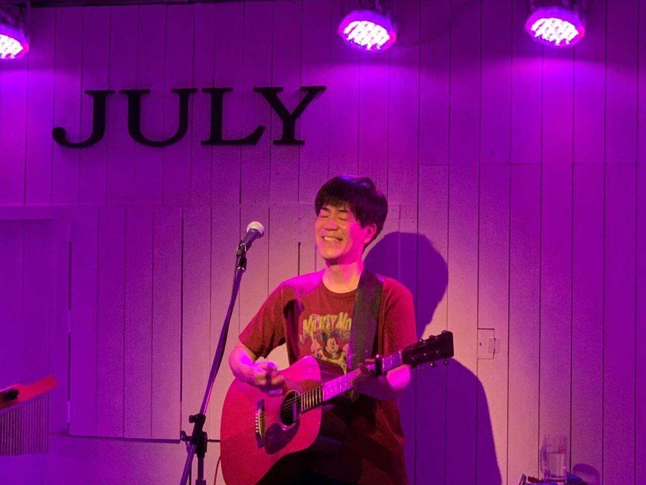 1E5F2597-ED26-4B9C-A5C4-C44198C2DF49