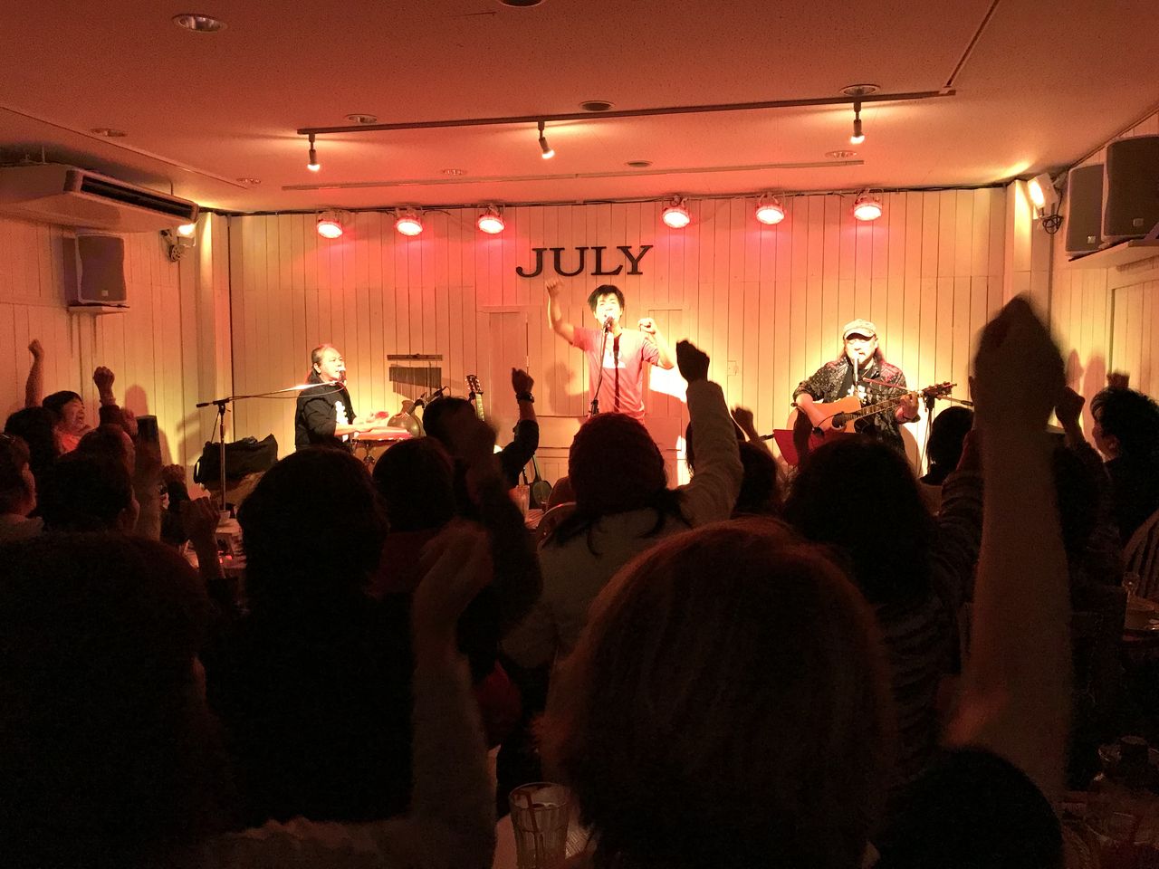 0E90D1FD-7B11-4656-A140-5636BD4AE5BF