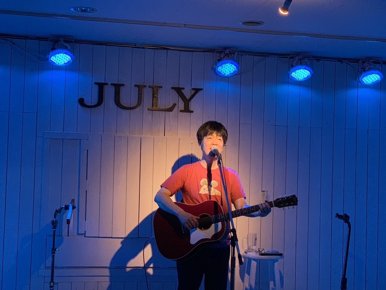 8E577ABD-8CC1-41A4-8294-CF93C1EDC7EA