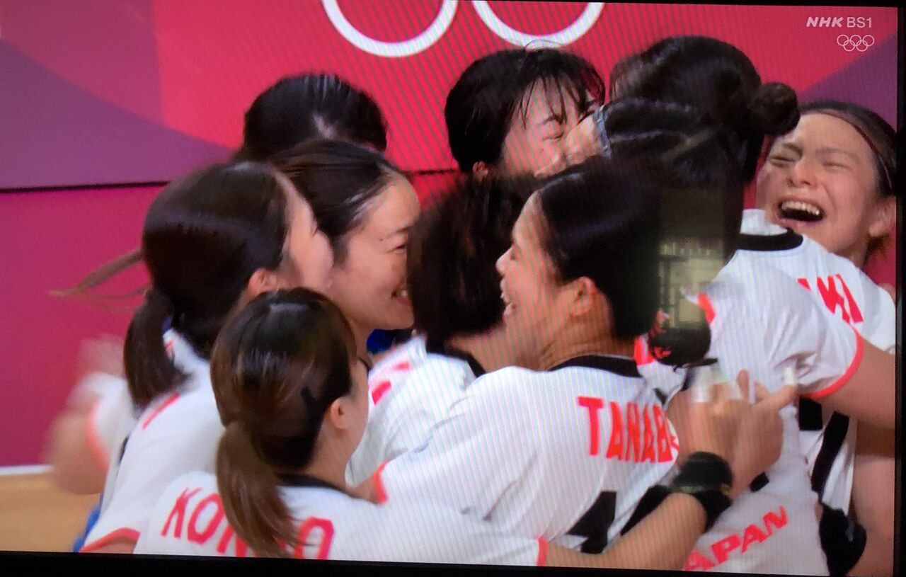 8E4BB93E-4F4E-41C4-881E-FEF41D02444A