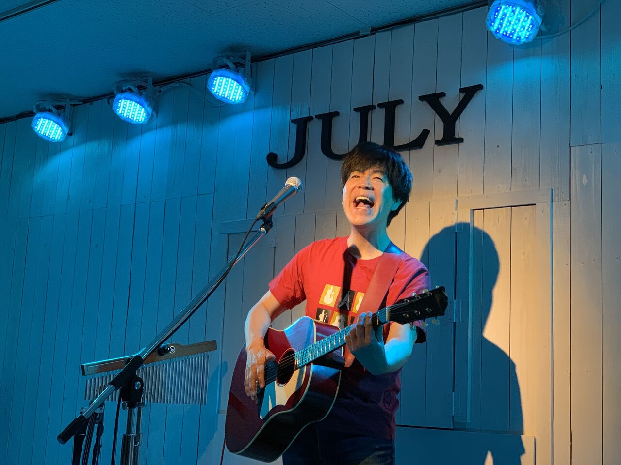 A4EAE177-FF71-4844-B9A8-F87003D77C3B