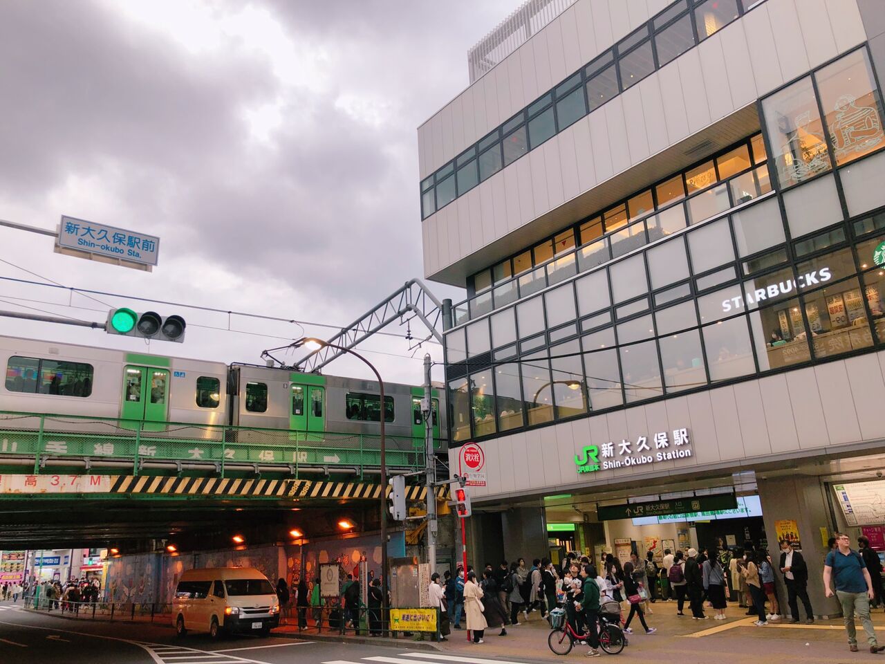 4D2961D6-9D77-4419-BF56-D4ADB1E436AE