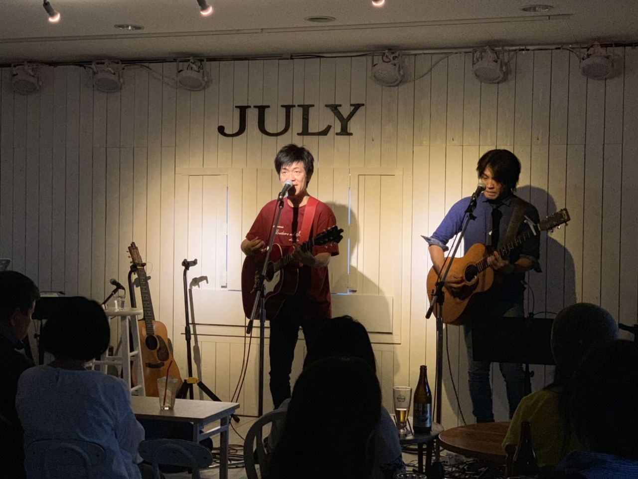 CD1A7152-E8D7-4B1F-8AE7-8AE43AD7E93F