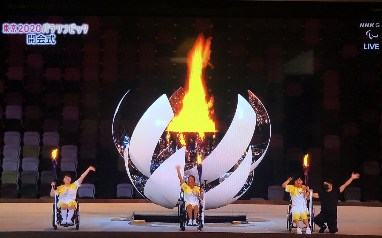 7968B152-45DC-4450-BEDA-5DE3A37292BA