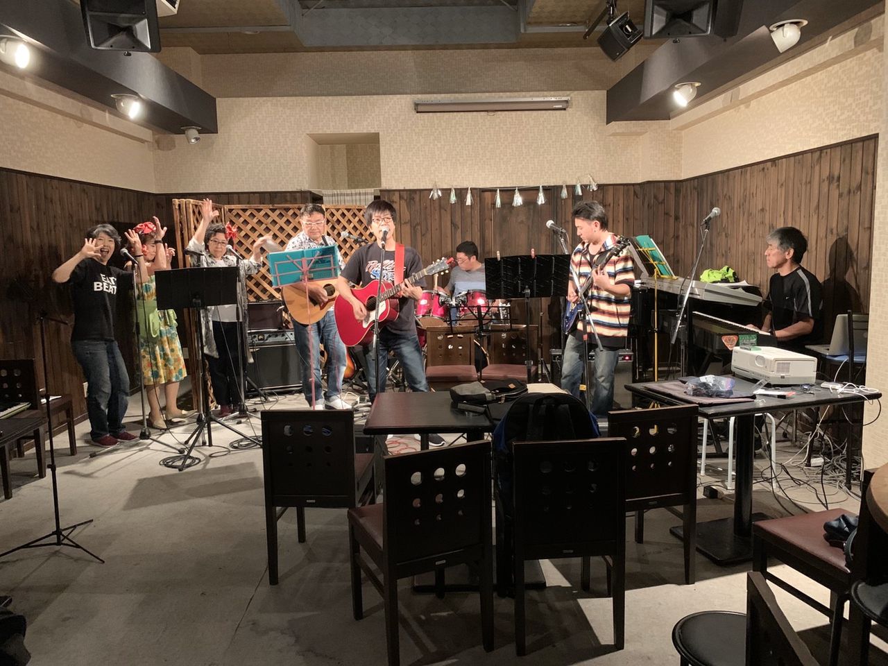 F9296D05-EC52-49A9-BB6C-2642FBD375A5