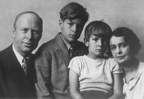 1280px-Prokofiev_familly