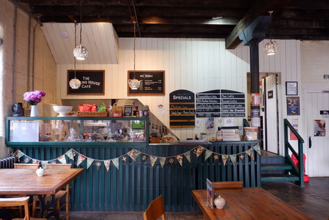 28E387FD-6511-4F28-92D4-A46A83DDBCF0_1_105_c