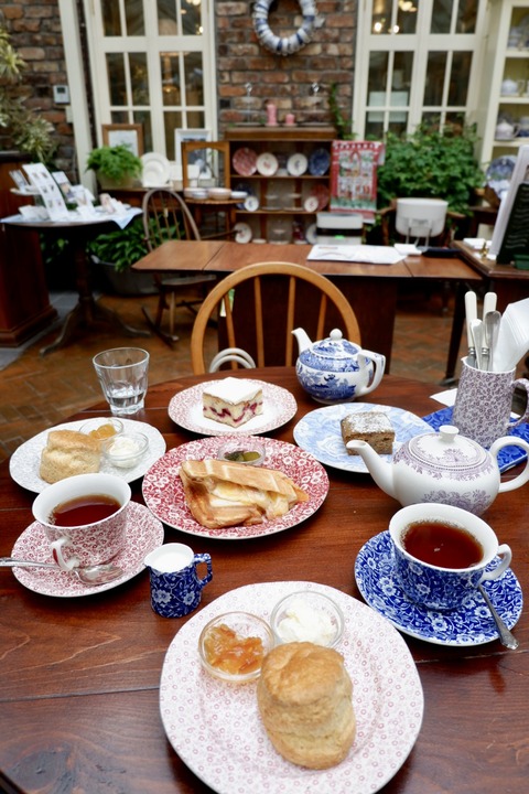 CE2B9428-5F90-471D-8A54-F21F0D0324F0_1_201_a