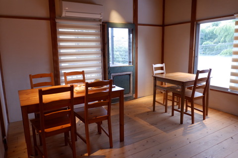 21AFD6C0-861F-45FA-BFFA-22CFEADBE0E6_1_105_c