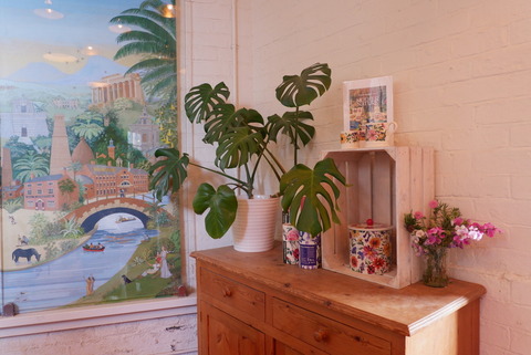 CF3D9AF9-1757-437C-B817-C4EB1E16FA20_1_105_c