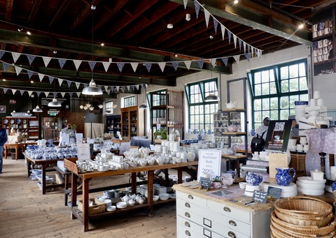 21535B2E-C353-4BD2-A594-B03481D81036_1_201_a