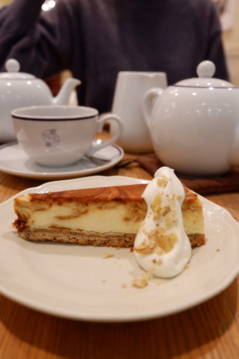 6961B717-63B2-445C-A301-57129216E397_1_105_c