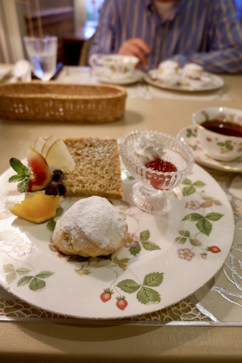 45330465-61CD-4C54-92A7-9E24F9E7F427_1_201_a