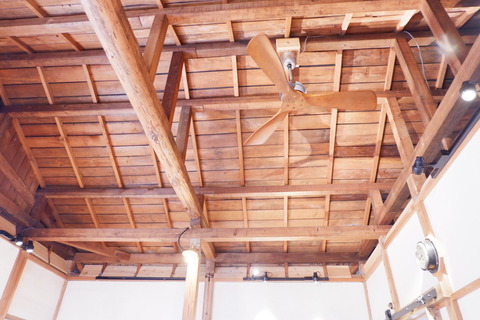 4B43033C-1DFF-4C50-B623-9B3A5FEC3623_1_105_c