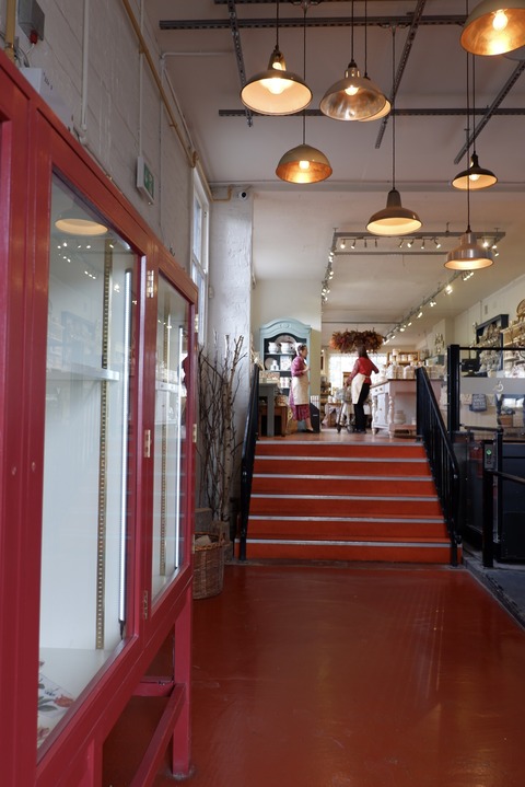 852E4E7C-AB05-4F1E-B6CD-837FC74E0D24_1_201_a