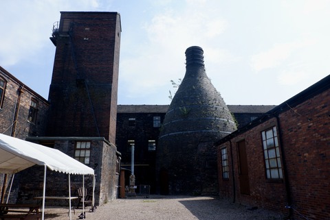 0F13EF9C-0295-485C-9D40-21CEC2F349A9_1_201_a