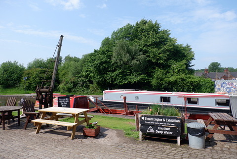 BF1C4E21-0560-40D6-8AC4-440CCBDCECF9_1_105_c