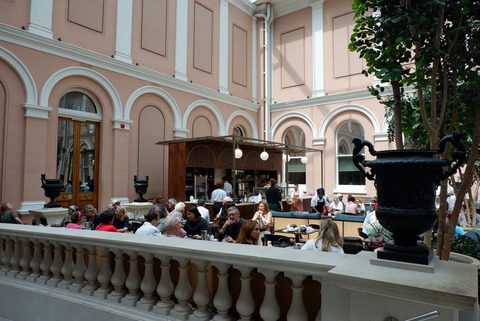 F701384E-3D64-43D9-A5BF-F2508FB96C7B_1_105_c