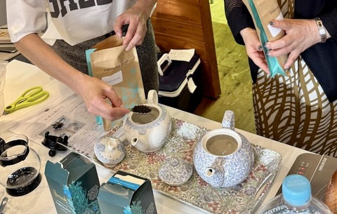 F85EA96D-2714-444E-8177-36E4F84E223B_1_201_a