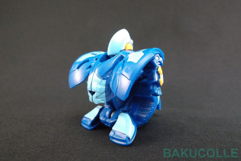 アクオス・フェイドニンジャ AQUOS FADE NINJA 水属性 BAKUGAN アクオス・フェイドニンジャ AQUOS FADE NINJA 水属性 BAKUGAN