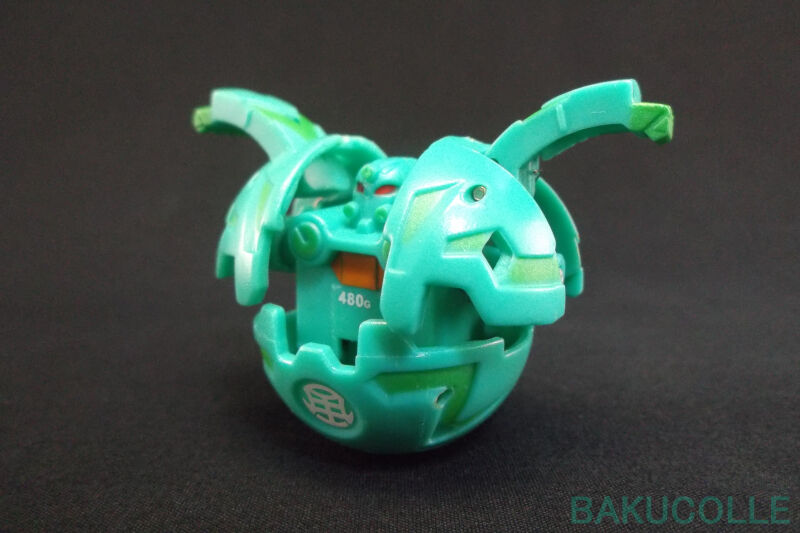 ゼフィロス・ガリソン VENTUS ROBOTALLION 風属性 非正規品 : 爆