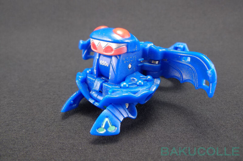アクア・エルフィン AQUOS ELFIN 水属性 SPECIAL ATTACK : 爆丸