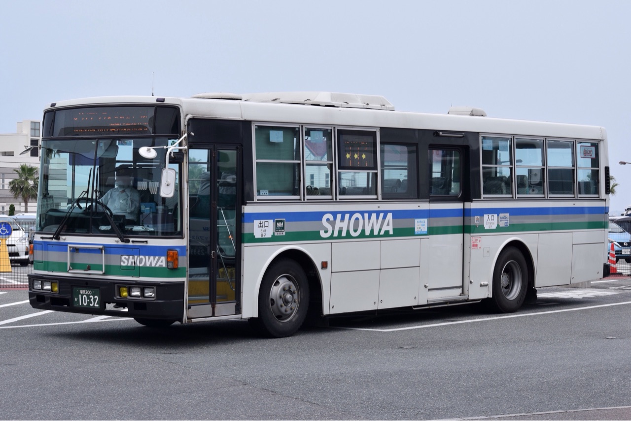 昭和バス 1032 福岡の片隅で