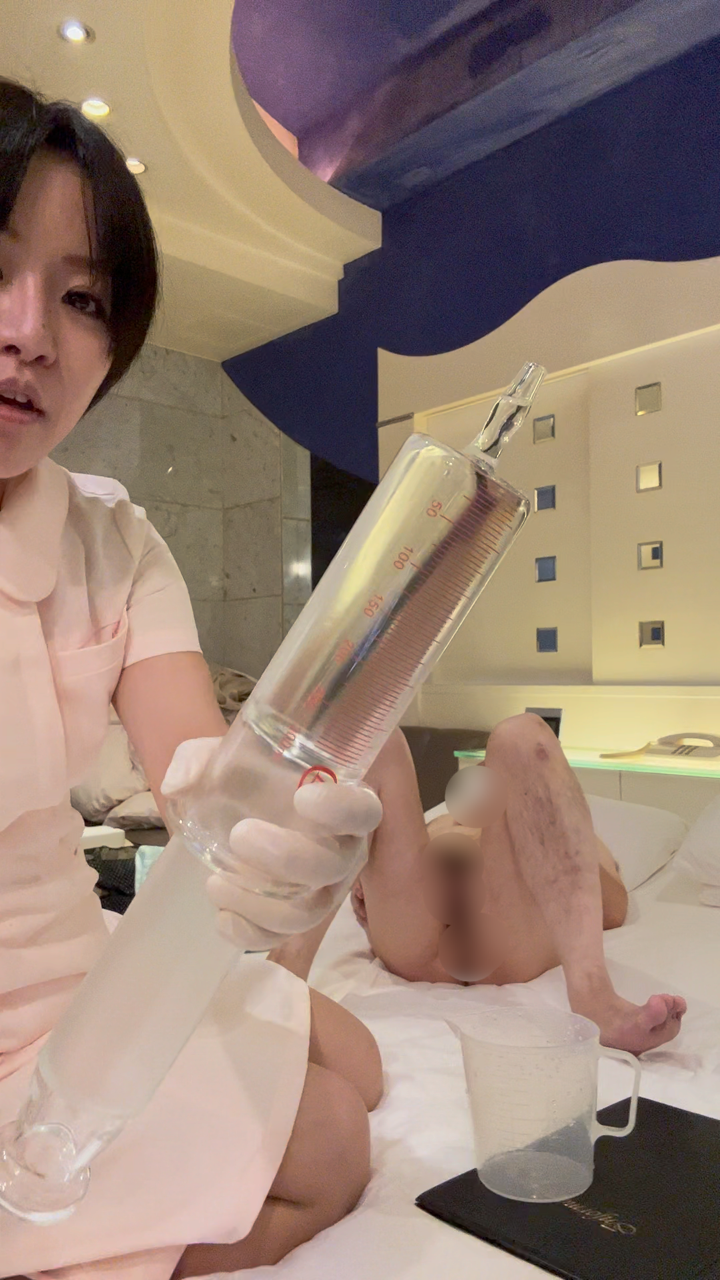 きつい浣腸とオムツにお漏らし （前半） : Japanesemistress YUKINO（Dr.YUKINO）'s blog（レズ調教可）