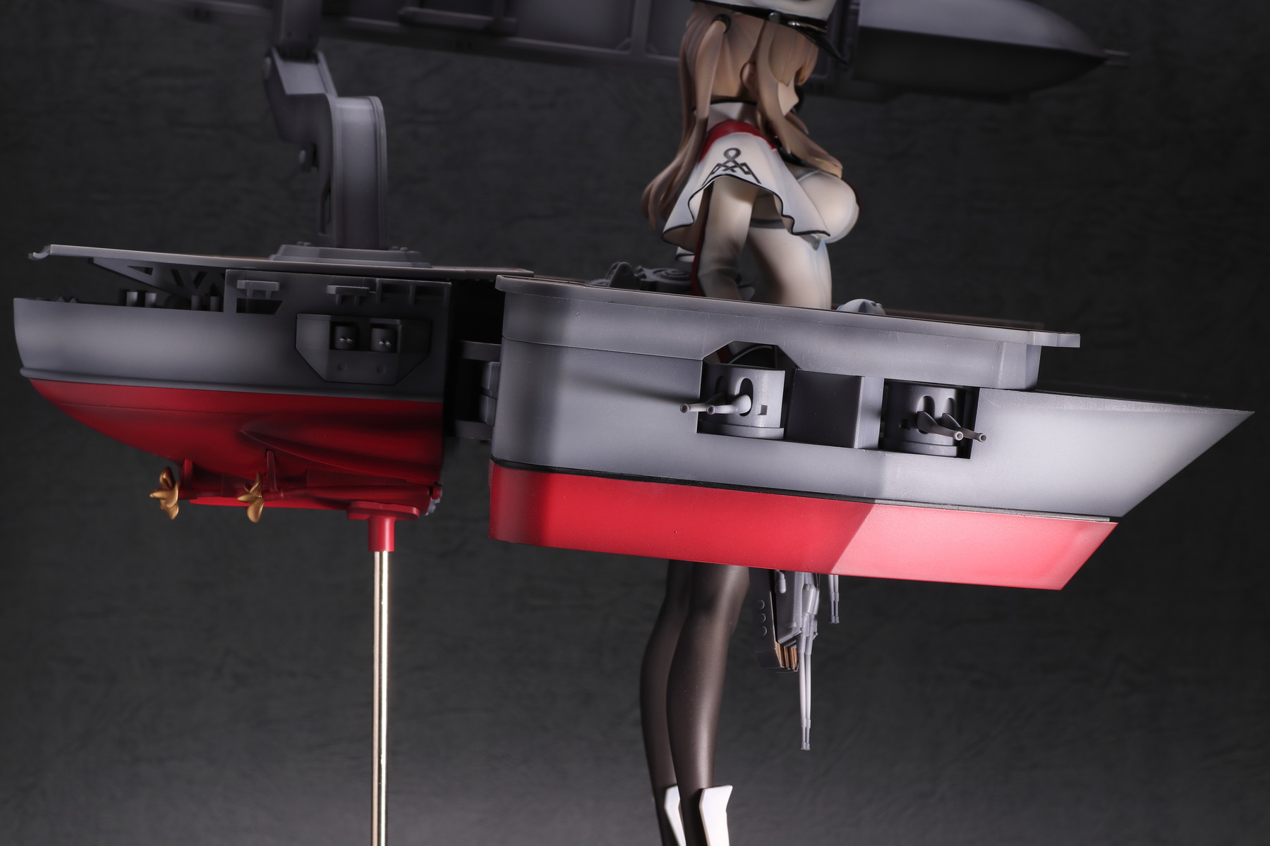 ファニーナイツ 艦隊これくしょん 艦これ グラーフ ツェッペリン 1 7スケール フィギュアレビュー 雪の降る空に