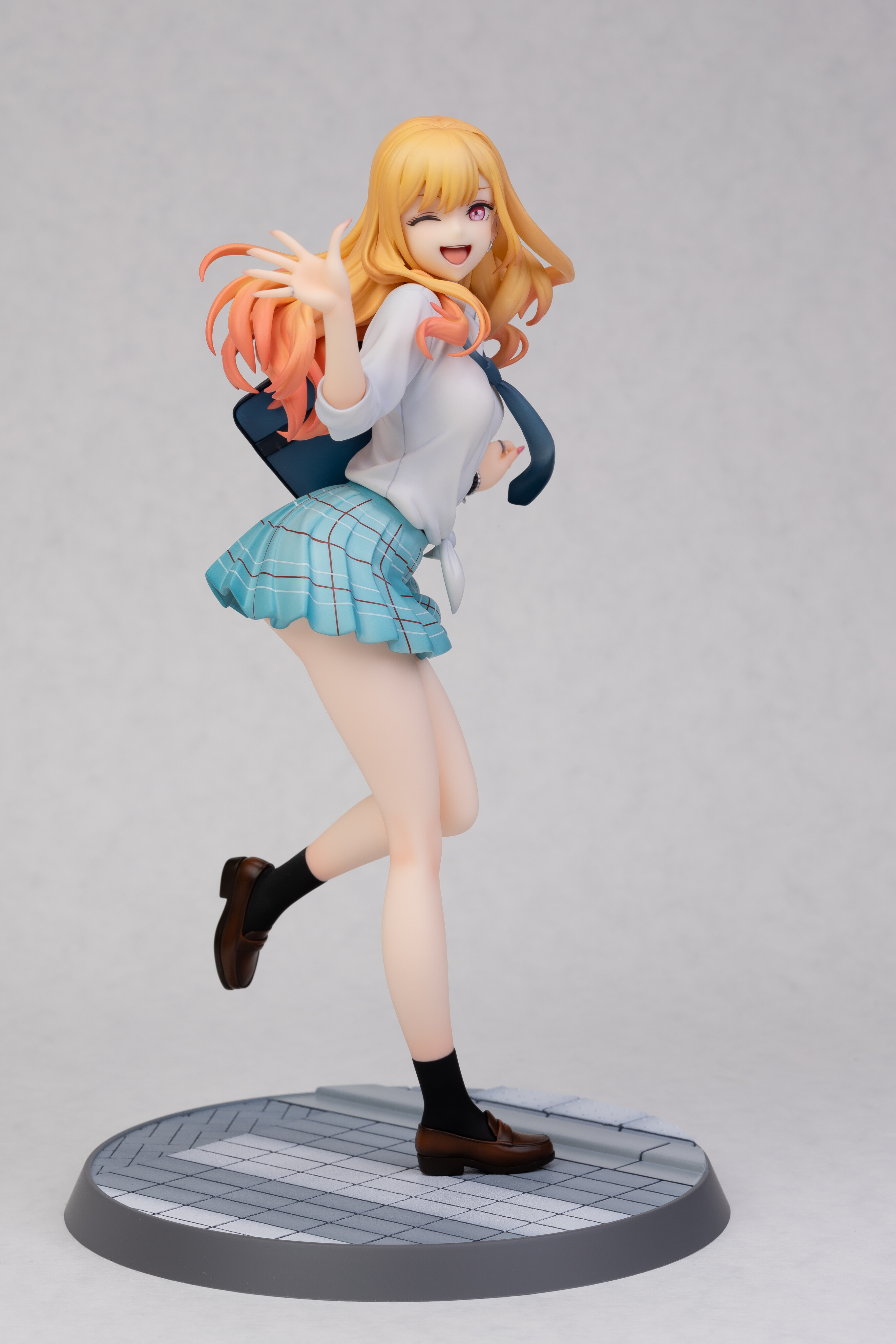 フィギュアお迎え その着せ替え人形は恋をする 喜多川海夢 1/7