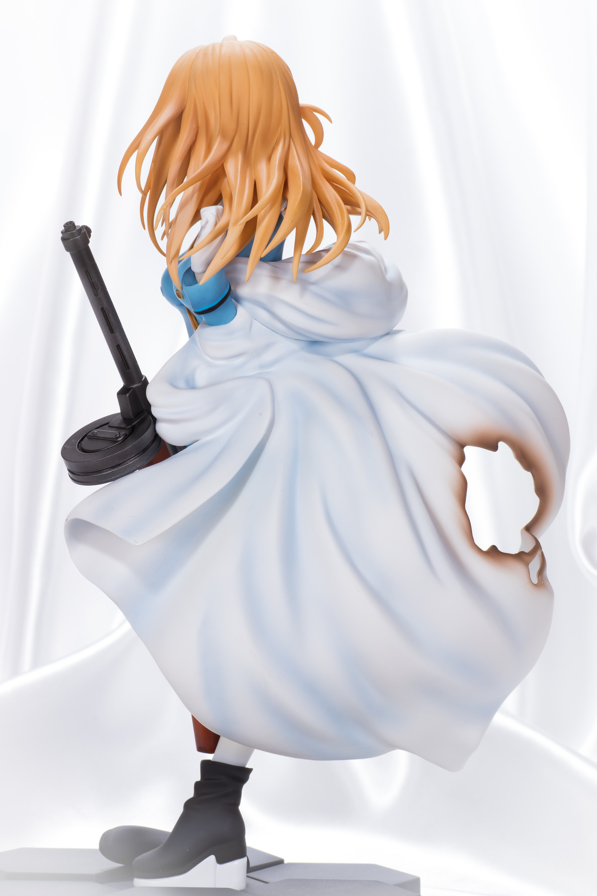 ファニーナイツ ドールズフロントライン スオミ KP-31 : 雪の ファニーナイツ ドールズフロントライン スオミ KP-31 : 雪の
