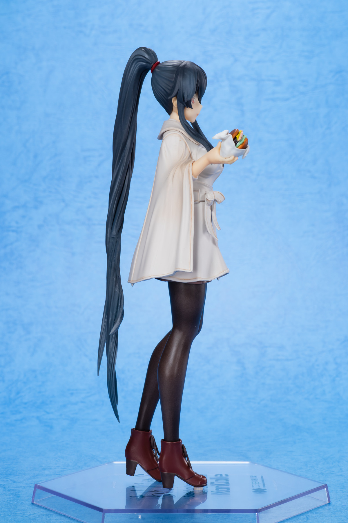 C2機関 ちんじゅふ 矢矧 お出掛けmode フィギュアレビュー 雪の降る空に