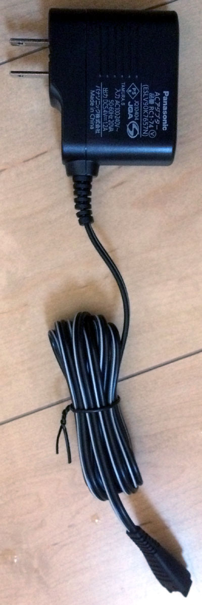 髭剃りを買い替え パナソニック ラムダッシュ Es Ast2a K メンズシェーバー 3枚刃 にしました あんなの飾りです