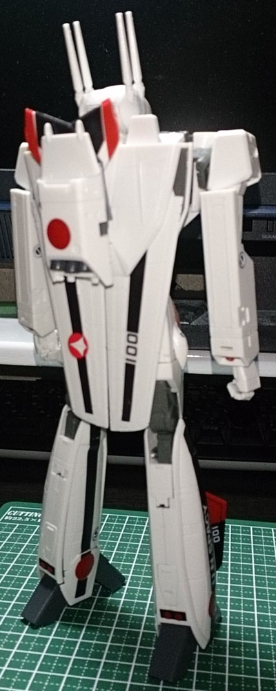 待ちに待った「 バンダイ 1/72 VF-1A/S バルキリー 一条輝機 」こんな