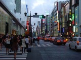 銀座2丁目交差点09.07.29.jpg