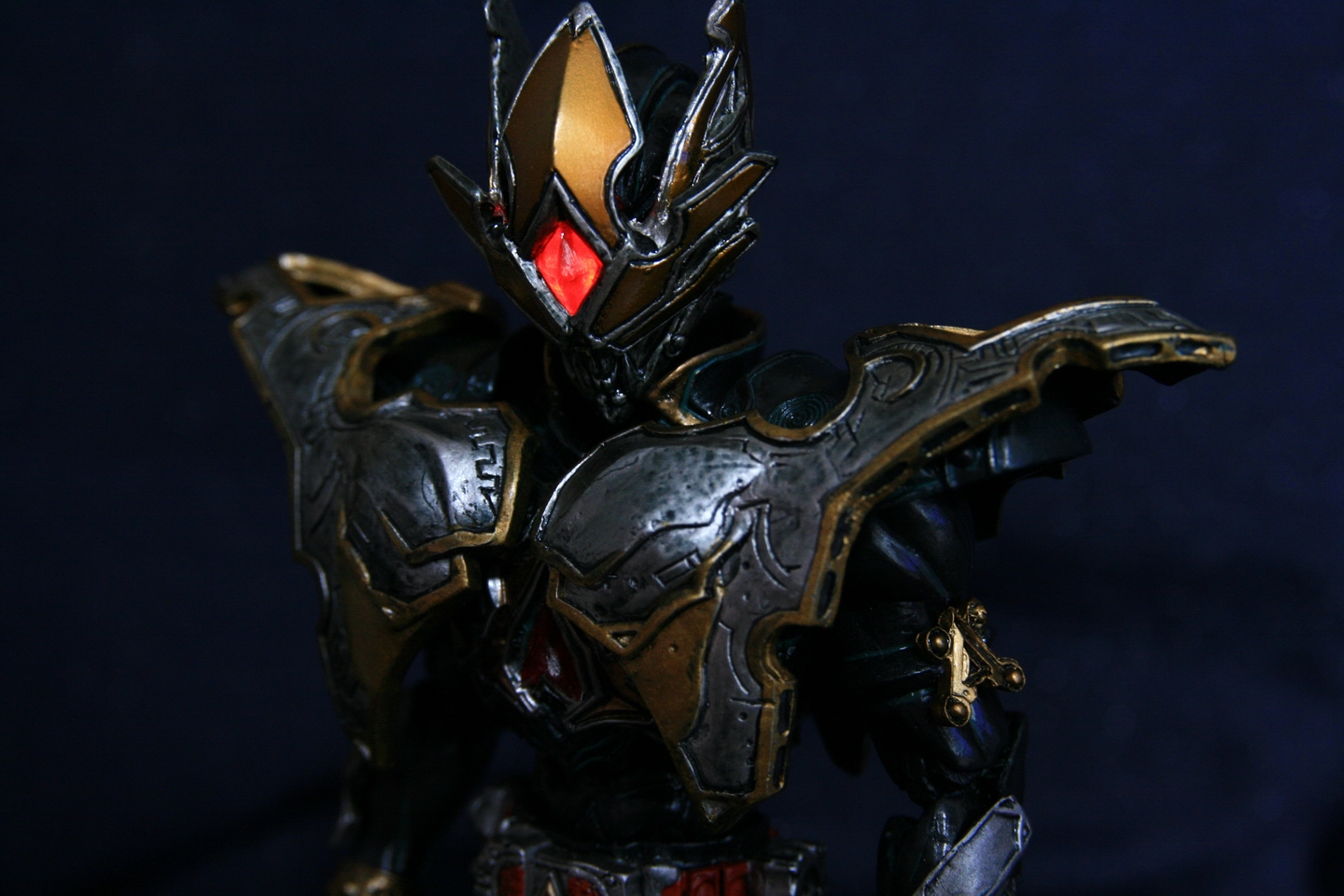 BANDAI - sic　S.I.C.  仮面ライダー剣　 仮面ライダーグレイブ　改造完成品 BANDAI - sic S.I.C. 仮面ライダー剣 仮面ライダーグレイブ 改造