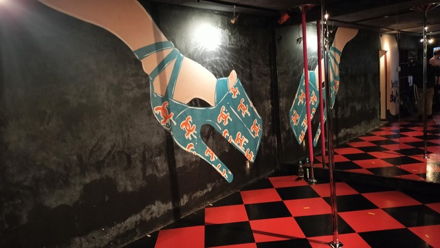 6D416903-EB14-4C76-B125-AAA47362054E