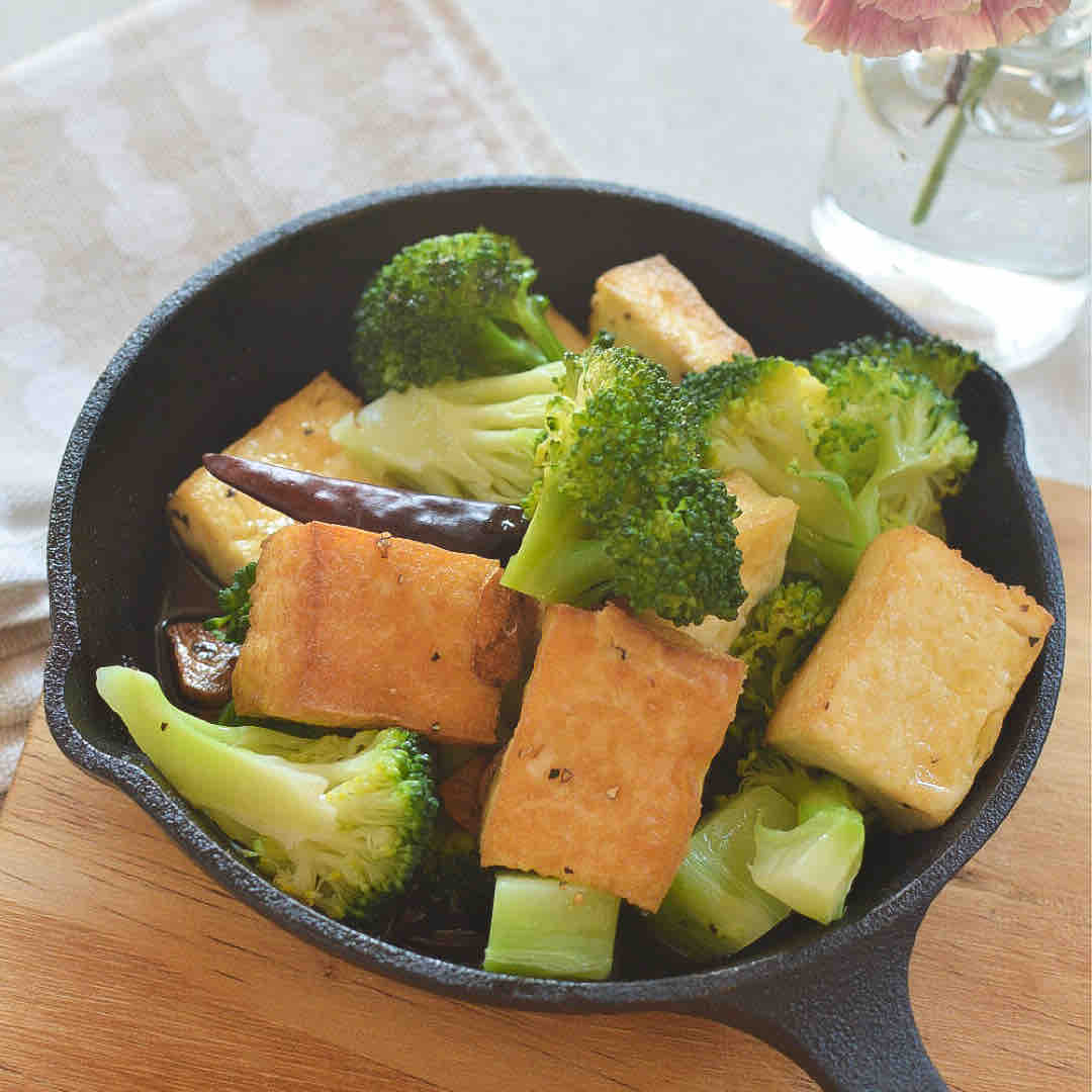 ブロッコリーと厚揚げのアヒージョ フードコーディネーターのレシピ帳 子育て日記 Yukitchenご飯